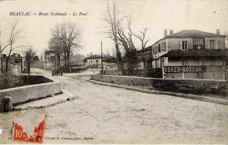 Carte postale ancienne Beaulac-Bernos - bourg 4