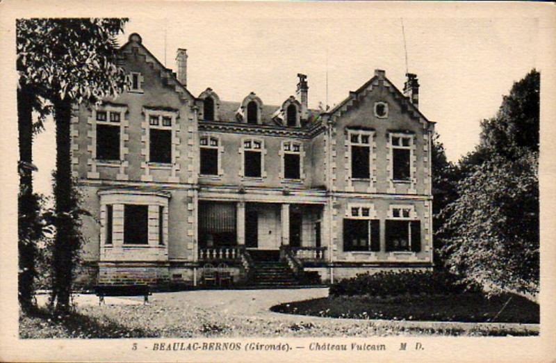 Carte postale ancienne Beaulac-Bernos - château Vulcan