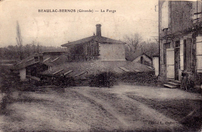 Carte postale ancienne Beaulac-Bernos - Forges de Beaulac 2