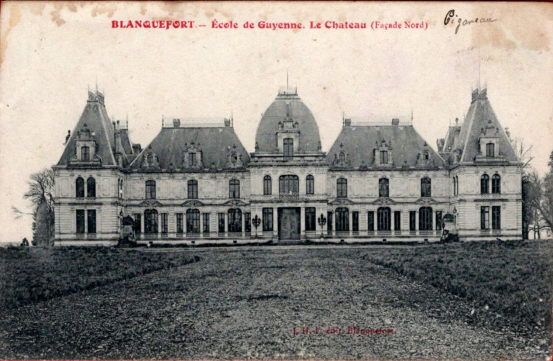 Carte postale ancienne Blanquefort - Ecole de Guyenne