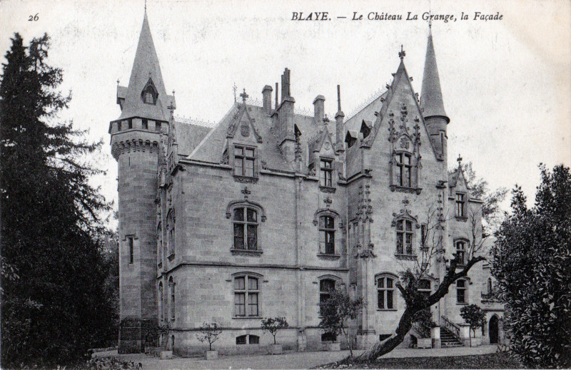 Carte postale ancienne Blaye - château Lagrange 1a
