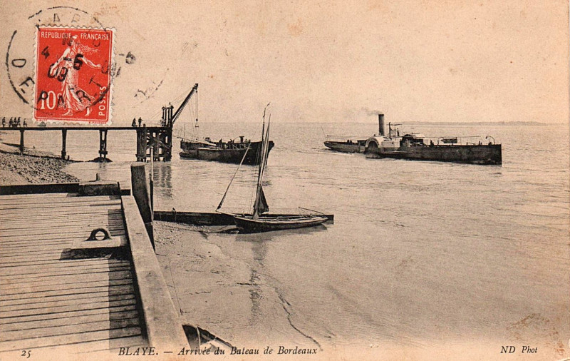 Carte postale ancienne Blaye - Quais 2