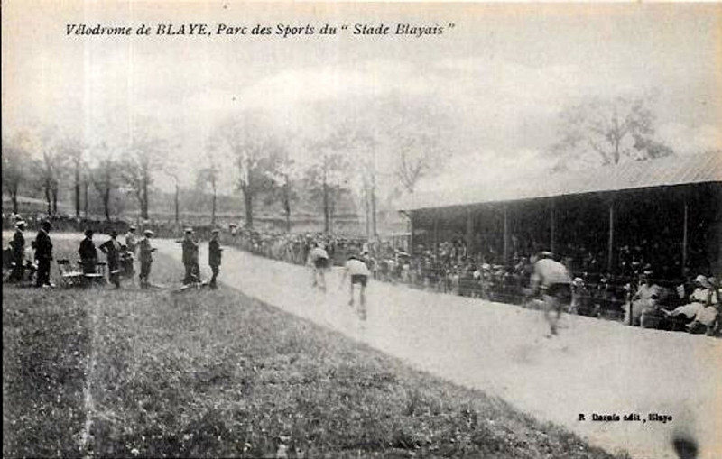 Carte postale ancienne Blaye - vélodrome 1