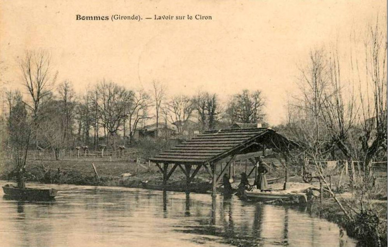 Carte postale ancienne Bommes - Bords du Ciron 2