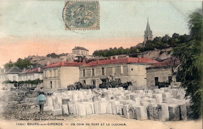 Carte postale ancienne Bourg - Port 8