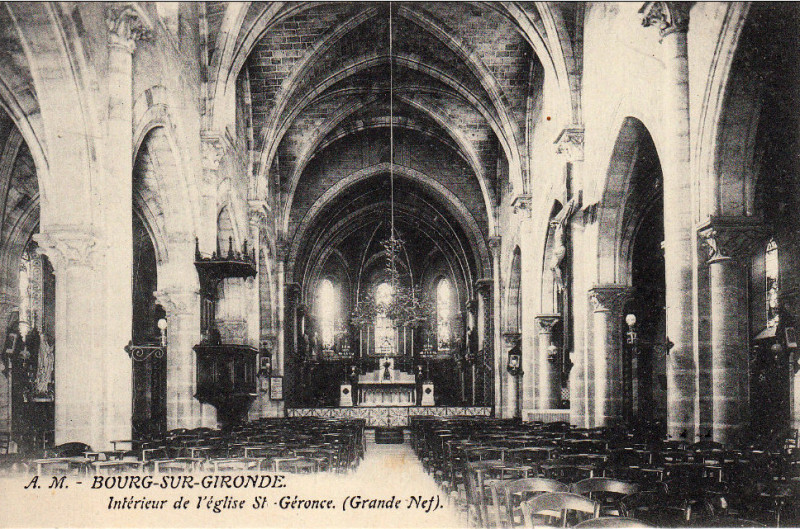 Carte postale ancienne Bourg - église Saint-Géronce 5