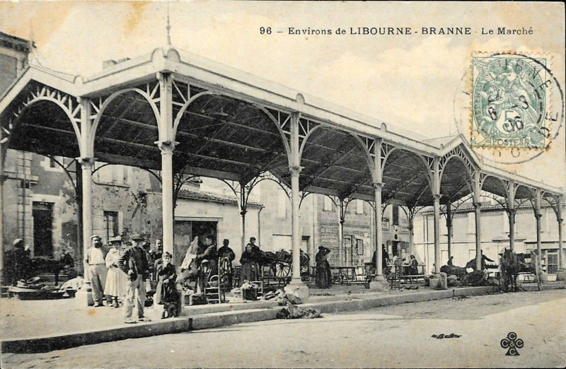 Carte postale ancienne Branne - le marché