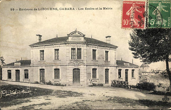 Carte postale ancienne Cabara - Les Ecoles et la Mairie