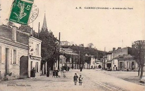 Carte postale ancienne Cambes - avenue du port