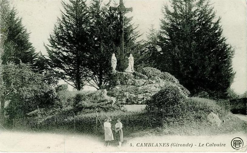 Carte postale ancienne Camblanes-et-Meynac - Calvaire 2