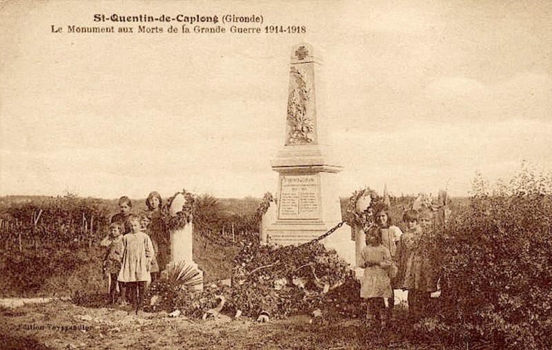 Carte postale ancienne Caplong - Monument-aux-morts 2
