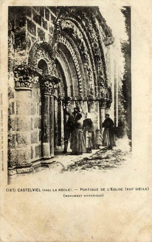 Carte postale ancienne Castelviel - église portail 2
