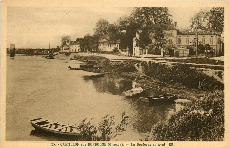 Carte postale ancienne Castillon - bords de la Dordogne 2