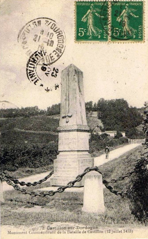 Carte postale ancienne Castillon - monument de la bataille (1453) 2