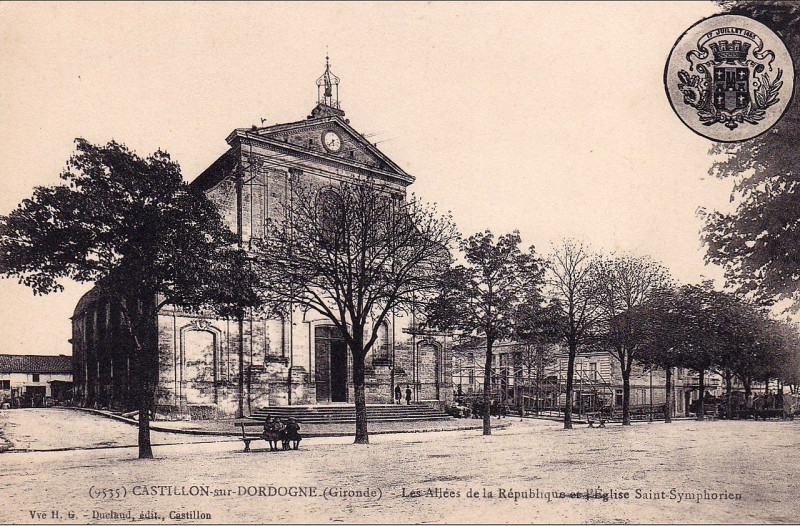 Carte postale ancienne Castillon - église St Symphorien 3