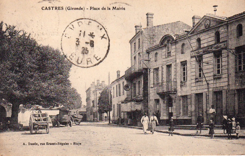 Carte postale ancienne Castres - Place de la Mairie 3