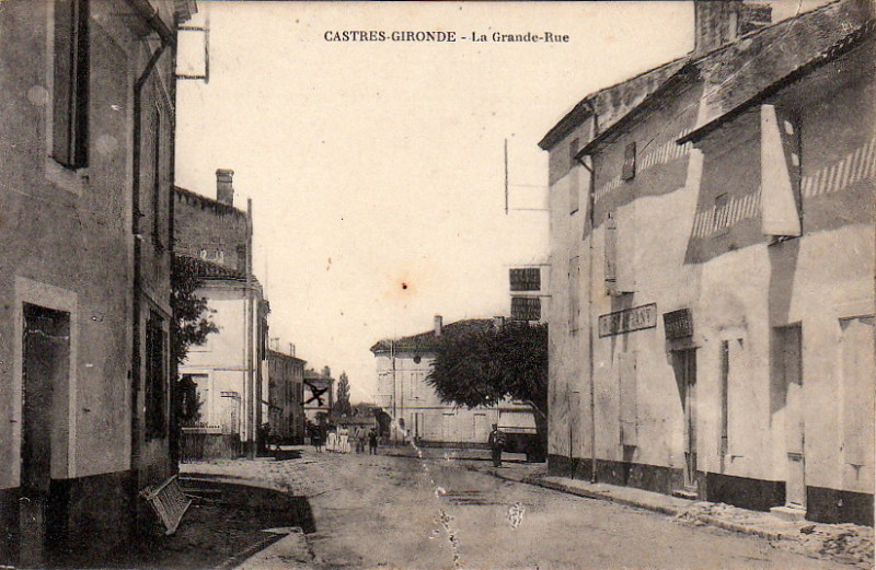 Carte postale ancienne Castres - rue principale