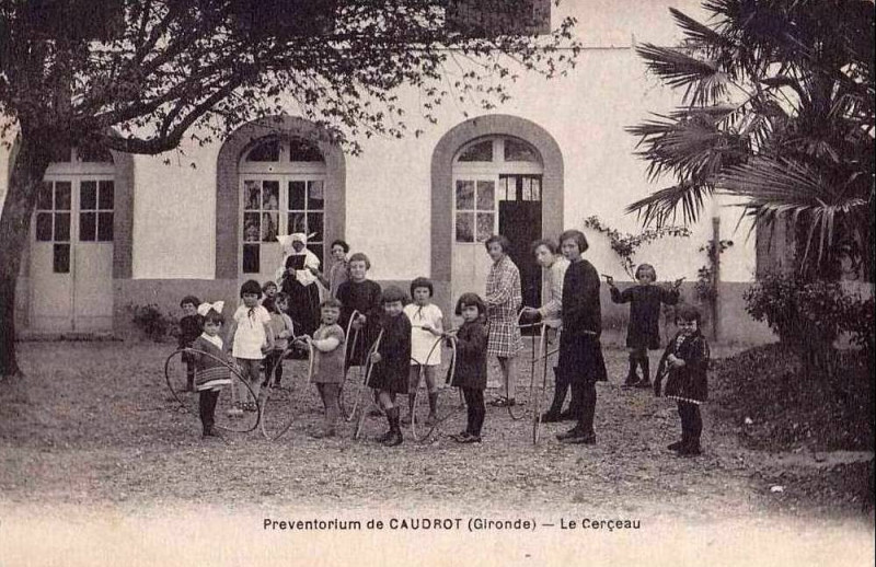 Carte postale ancienne Caudrot - Préventorium 2