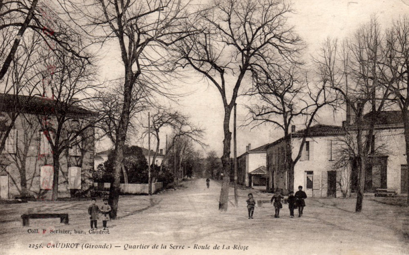 Carte postale ancienne Caudrot - quartier de la Serre