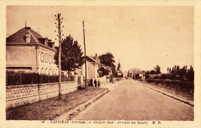 Carte postale ancienne Cavignac - bourg 3