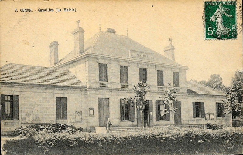 Carte postale ancienne Cenon - Mairie 1