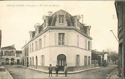 Carte postale ancienne Cissac - bourg 1