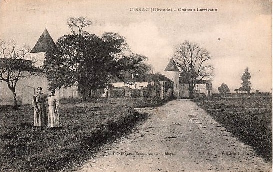 Carte postale ancienne Cissac - château Larrivaux 1