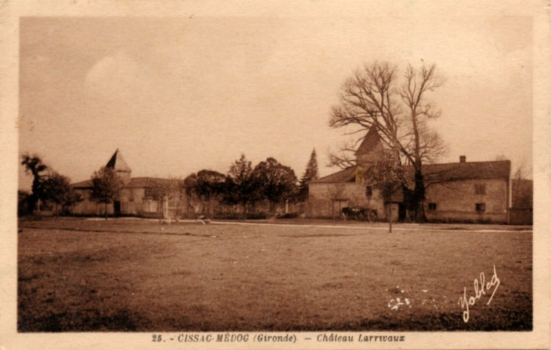 Carte postale ancienne Cissac - château Larrivaux 3