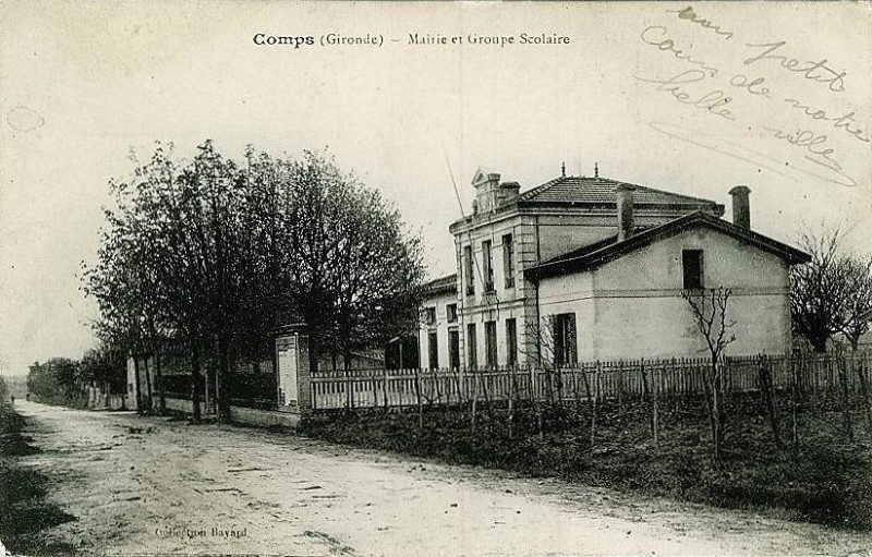 Carte postale ancienne Comps - Mairie a