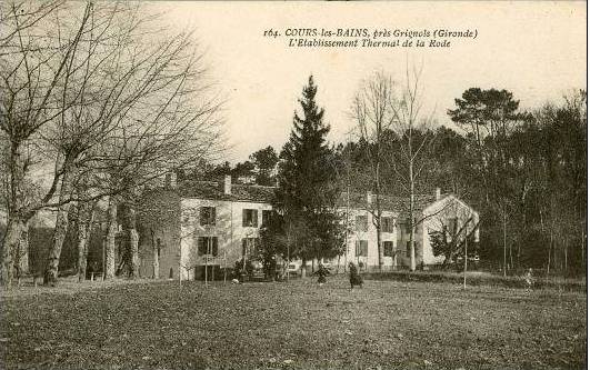 Carte postale ancienne Cours-les-Bains - L'Hôtel 4