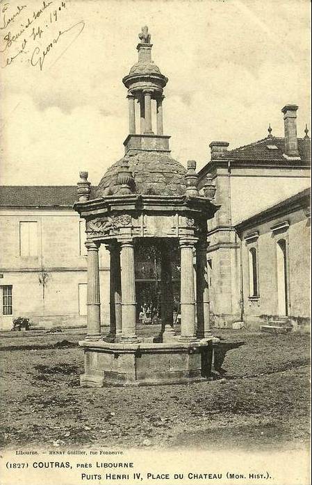 Carte postale ancienne Coutras - Puits Henri Iv 1b