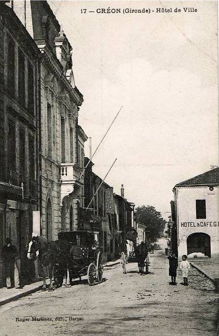 Carte postale ancienne Creon hotel diligence