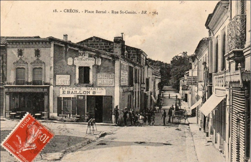 Carte postale ancienne Creon place-bertal-rue-Saint-Genes