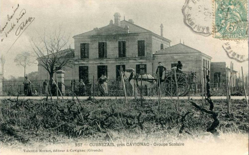 Carte postale ancienne Cubnezais - groupe scolaire 1