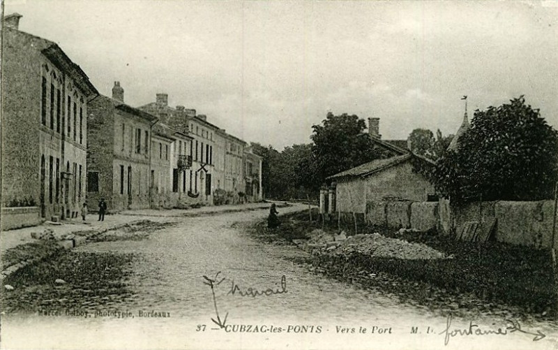 Carte postale ancienne Cubzac-les-ponts - rue du port 3