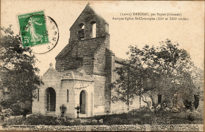 Carte postale ancienne Daignac - église St Christophe