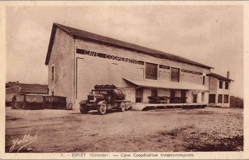 Carte postale ancienne Espiet - Cave Coopérative