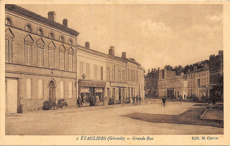 Carte postale ancienne Etauliers - bourg 10