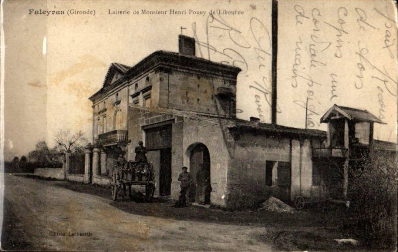 Carte postale ancienne Faleyras - laiterie Pouey
