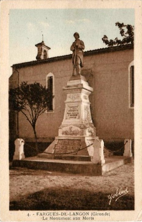 Carte postale ancienne Fargues (Gironde) - monument au morts