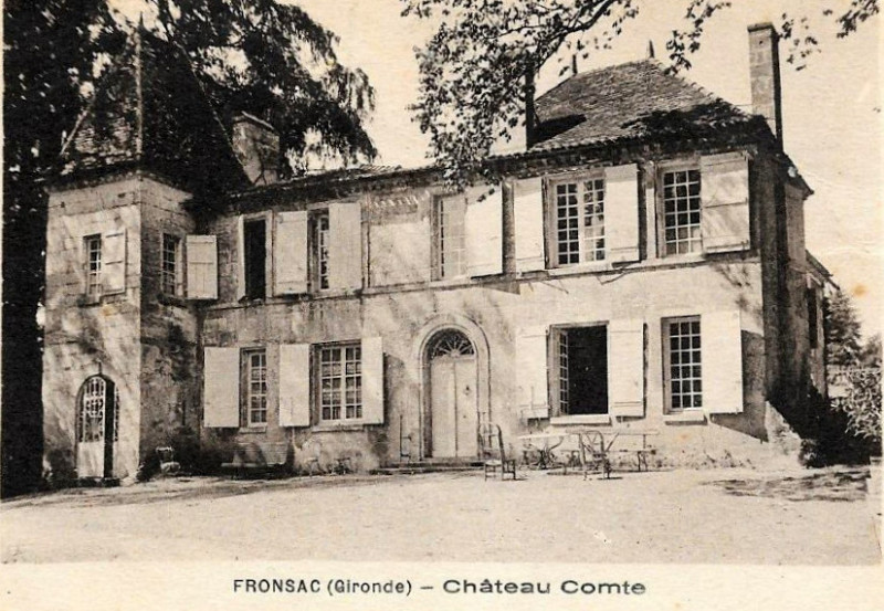 Carte postale ancienne Fronsac - château Comte 2