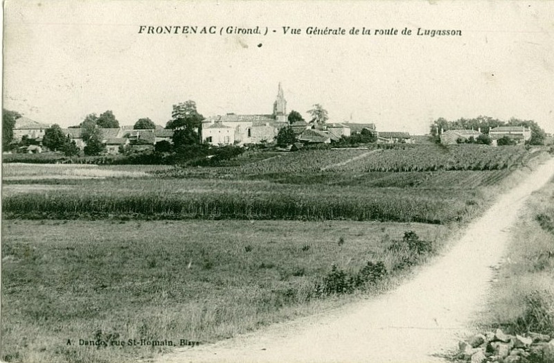 Carte postale ancienne Frontenac - route de Lugasson