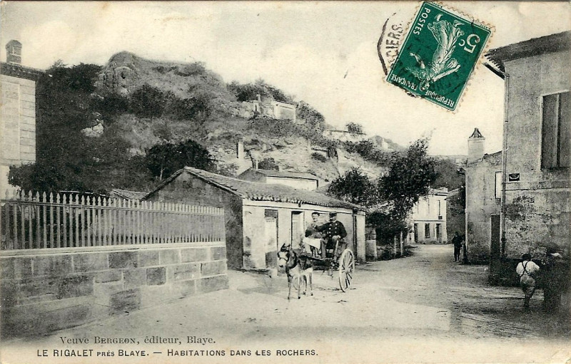 Carte postale ancienne Gauriac - Rigalet - habitations troglodytes 1