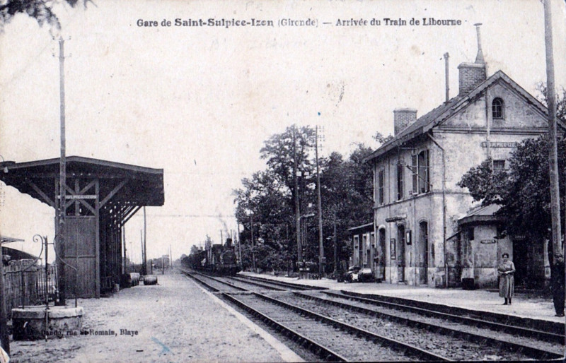 Carte postale ancienne Saint-Sulpice-Izon arrivee-du-train-de-libourne