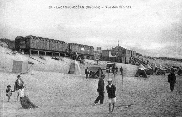 Carte postale ancienne Lacanau-Océan cabines à Lacanau