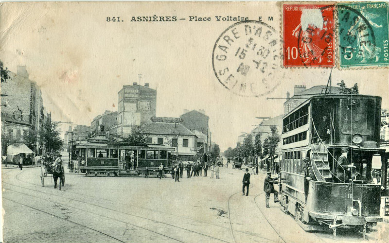 Carte postale ancienne Asnieres - Place Voltaire