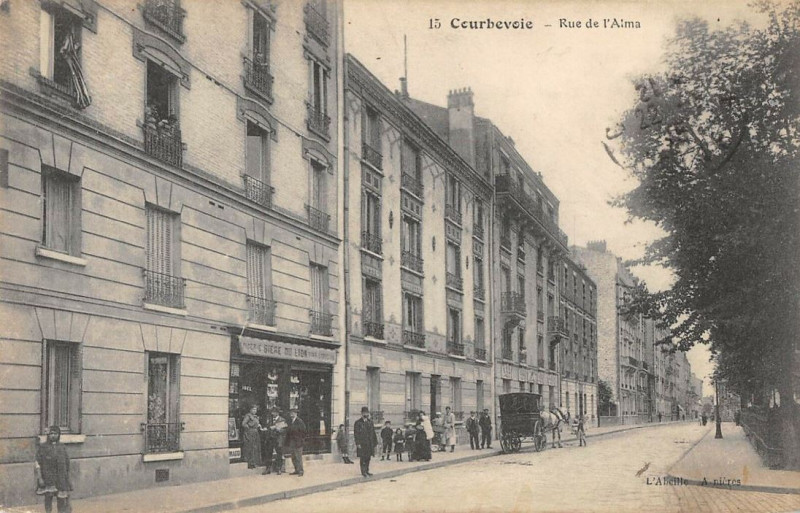 Carte postale ancienne Courbevoie.Rue de l'Alma