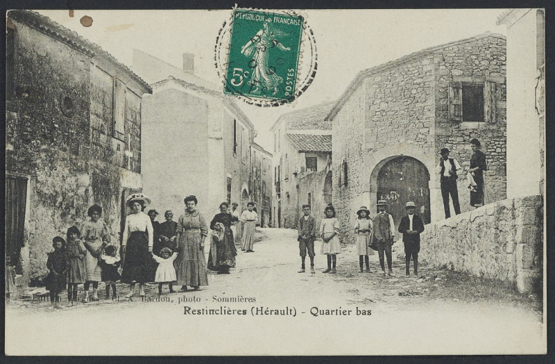 Carte postale ancienne Restinclières quartier bas 1910 - Archives départementales de l'Hérault - FRAD034-2FICP-01687-00001