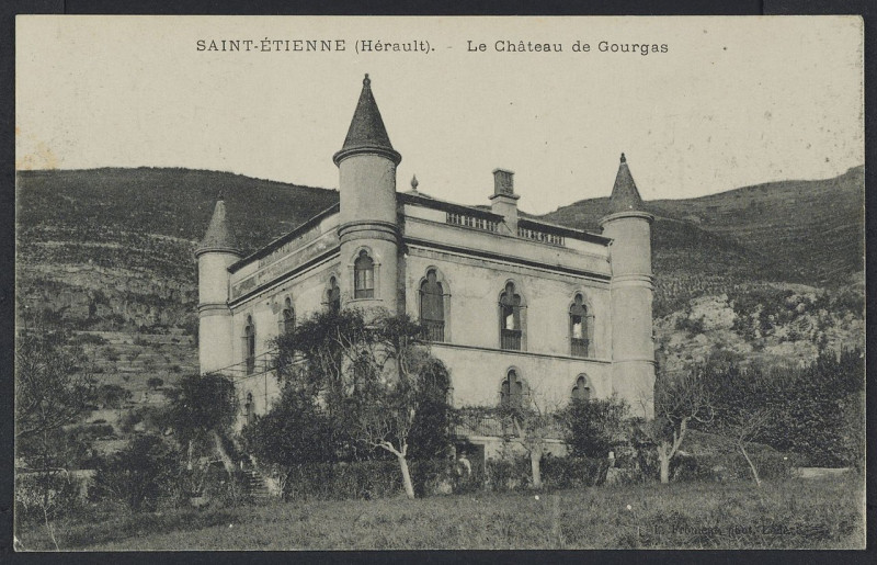 Carte postale ancienne Saint Etienne de Gourgas le château de Gourgas - Archives départementales de l'Hérault - FRAD034-2FICP-06062-00001