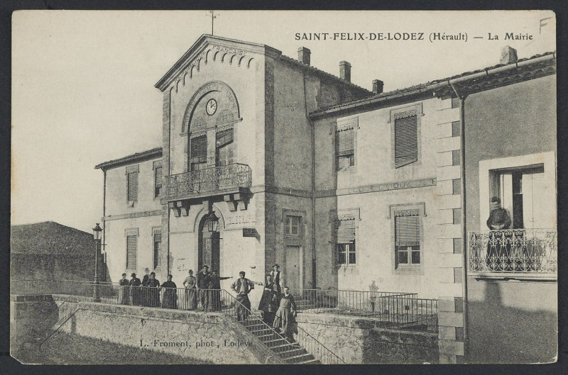 Carte postale ancienne Saint Félix de Lodez la mairie - Archives départementales de l'Hérault - FRAD034-2FICP-02429-00001